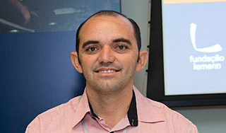 Amaral Barbosa, diretor escolar